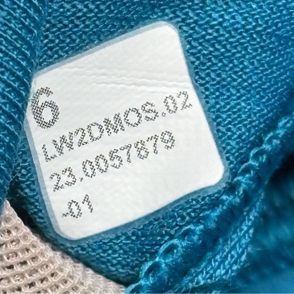 Lululemon Envital Bra *Medium Support B/C Cup - Picture 4 of 4